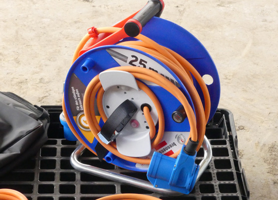 25m CEE 230V Camping Kabeltrommel mieten - Brennenstuhl Brobusta Camping CEE 230V